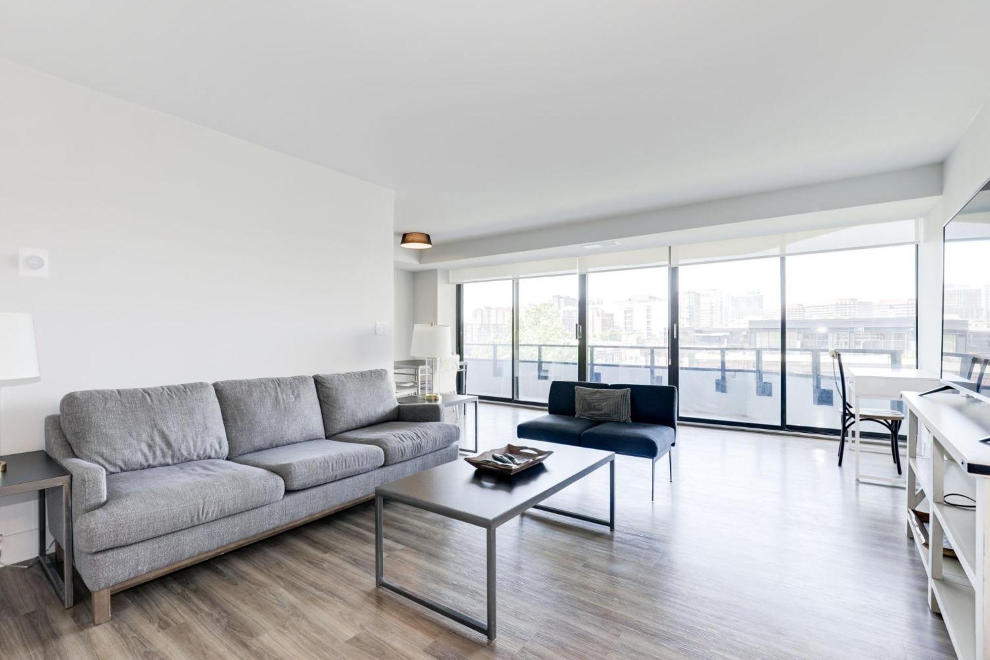 2Br Executive Apartment In Prime Location Arlington Eksteriør bilde